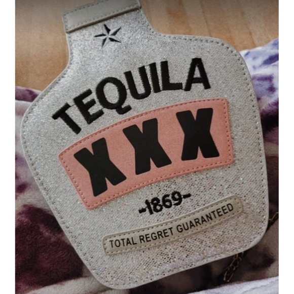 NEW “Tequila” Crossbody Chain Strap Bag Glitter Silver Gold Pink Sparkly Novelty - Picture 6 of 7